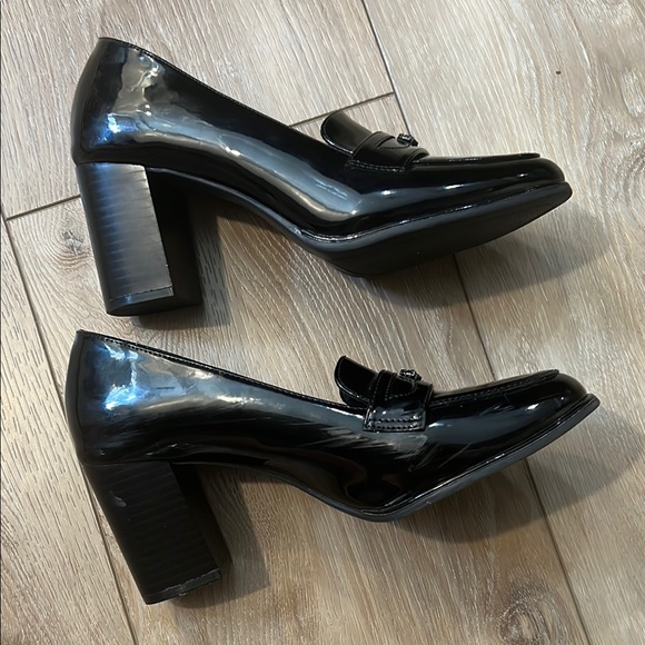 Women's New Anne Klein iflex  Shiny Black Heeled size 7.5 Loafer - Picture 5 of 16